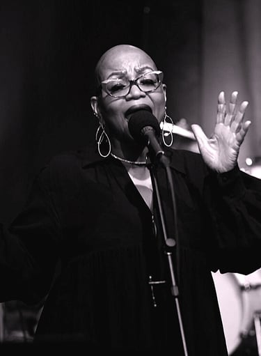 Tiya Adé live at Blue House studios.