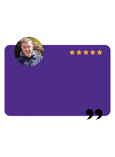 avis client avec une personne à barbe