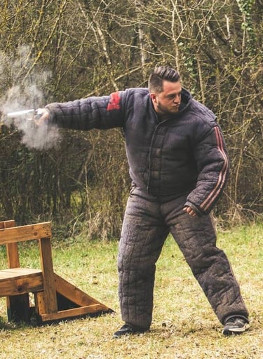 Yohan Ozanne homme assistant instructeur cynotechnicien sécuritée privée et police