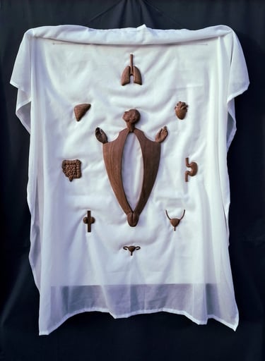 Haruspex, Handgeschnitzte Holzskulptur, menschliche Anatomie der inneren Organe