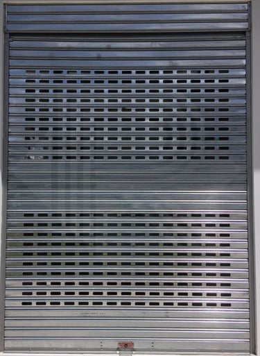 Puerta Enrollable Troquelada