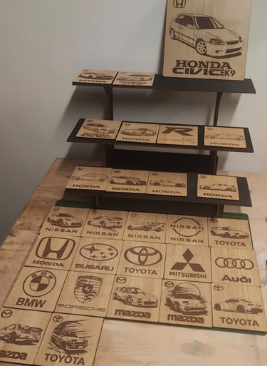 Gravures décorative Honda, Subaru, Toyota, Mitsubishi, Mazda, BMW, Porsche, Nissan, Audi