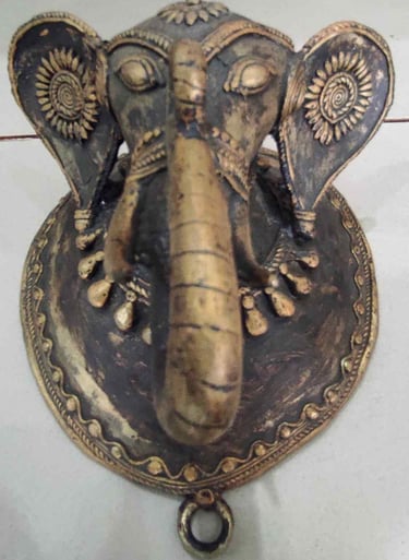 "Handcrafted wall-mounted elephant head sculpture – tribal-inspired home decor-Prepared for export"