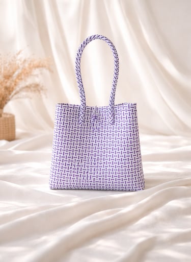 Tas anyaman plastik jali jali warna putih ungu handmade, tas anyaman unik buatan UMKM lokal