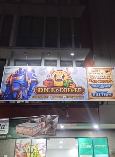Billlboard di kawasan ruko Front Row, Kota Wisata karya Angel Family Laser, Jabodetabek.