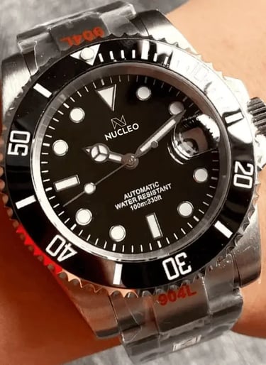 Gli orologi DIVER sono strumenti impermeabili progettati per resistere a pressioni estreme