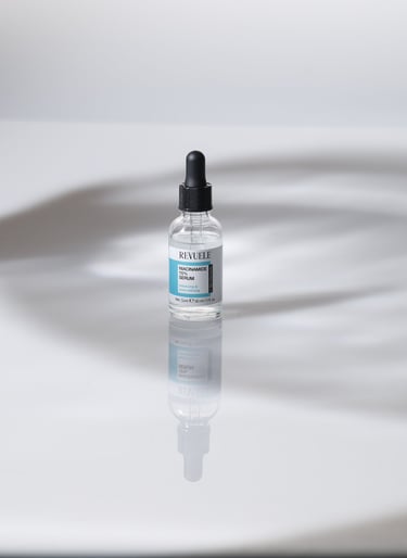  Imagen sin editar un de serum de niacinamida de ejemplo.