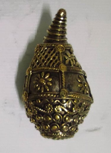 "Handcrafted brass designer shankh–Indian conch shell for home decor and rituals-Fit for export"