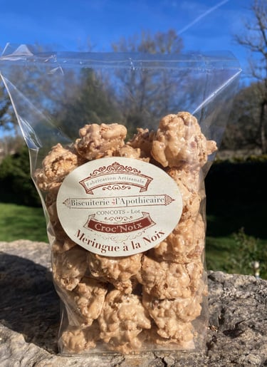 Paquet de biscuits artisanaux, Croc'Noix (meringue à la noix) de la biscuiterie de l'Apothicaire