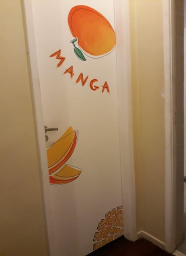 fresque porte hostel brésil