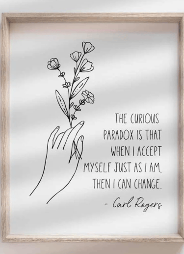 Gerahmtes Zitat von Carl Rogers mit einer handgezeichneten Blume: 'Das merkwürdige Paradoxon ist, da