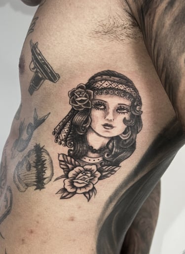 Tatuagem Old School - Estúdio de Tatuagem Pechincha