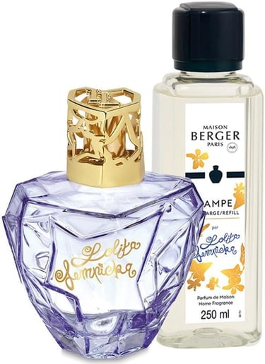 lampe et flacon de parfum