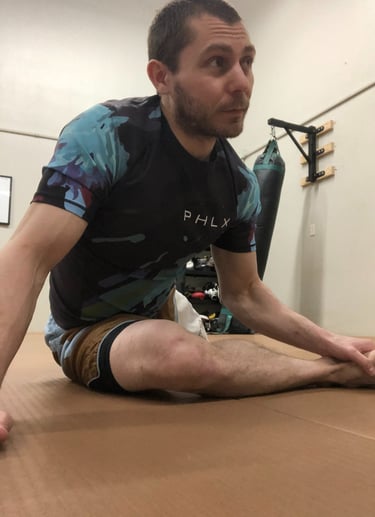 Personal Trainer talking to clients before a Fitness Workout. 