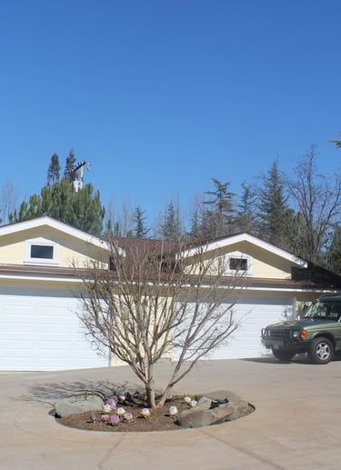 Saratoga Garage with Potential ADU