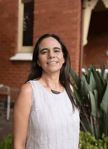 Adriana Mendoza , Accredited Mental Health Social Worker