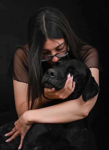 perro en sesión de fotos con familia