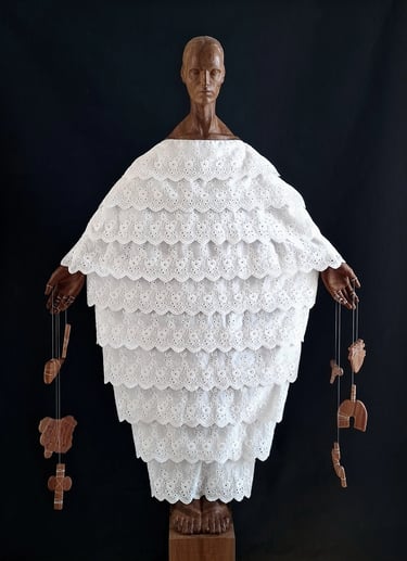 Disembodied, Holzskulptur in weißer Spitze, menschliche Anatomie der inneren Organe