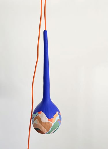 Luminaire calebasse peint Claire Mahé