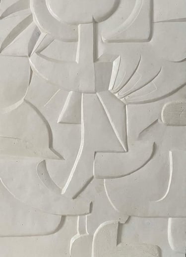 sculpture plâtre bas relief