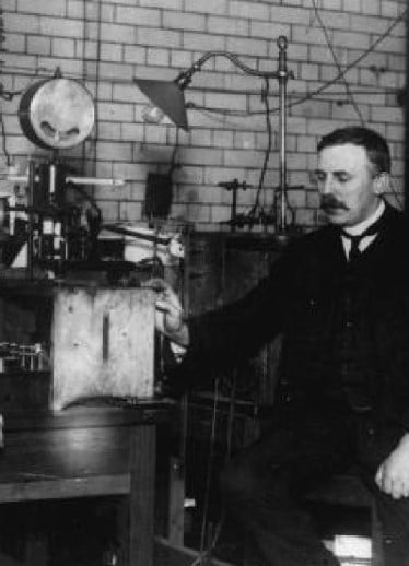Rutherford and his alpha scattering experiment
