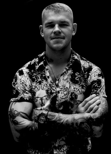 Black and white photo of artist Andrej Baranof,