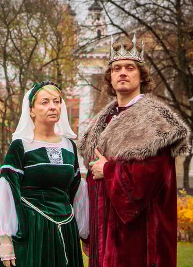 Moteriskas renesa.nso kostiumas, vyriskas viduramziu kostiumas