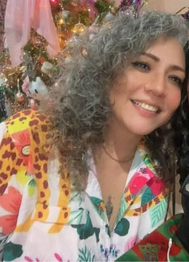 Gabriela Castelo especialista en ramos de novia