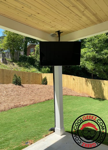 outdoor tv installation by Cool Geekz