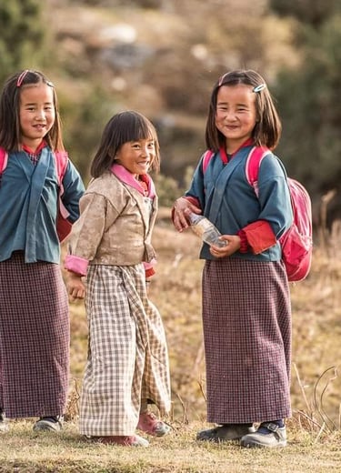 Bhutanese_School_Going_Children_at_Pjobjikha_Valley_Western_Bhutan