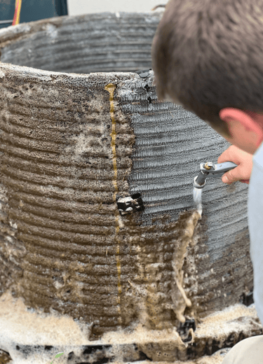 technician cleaned extremely dirty hvac system