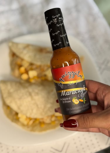 Tortilla de pechuga de pollo con salsa de maracuyá picante