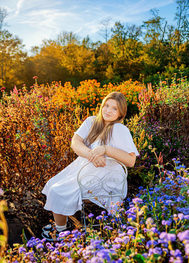 Elizabethtown PA Senior pictures at Country Joy Flowers by a Hershey PA senior picture photographer
