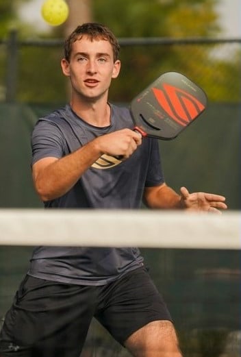 Dylan Frazier tracking the ball