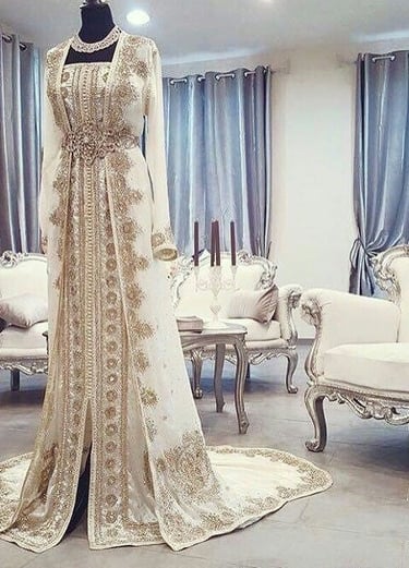 Fatih Berhem Gelinlik, İstanbul Fatih'te hayallerinizdeki gelinliği sunar.