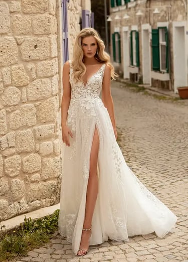 robe-de-mariee civil-boheme-chic-avec-fente-devant-anais-designs paris