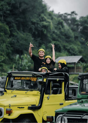 Offroad Sungai Kalikuning bersama Jeep Lava Tour Merapi Resmi