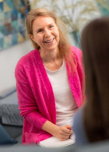 Daniela Karwatzki, Coaching zu People Pleasing, Selbstsabotage und Persönlichkeitsentwicklung