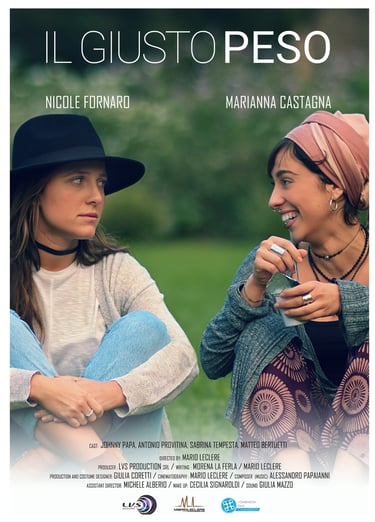 Film, a woman in a hat and a woman in a hat, italian, Il giusto peso