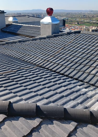 Çeşme çatı tamiri Çeşme çatı ustası Çeşme çatı onarımı