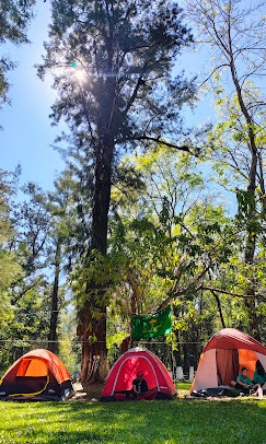 La noche de tiendas de campaña no se hace esperar. Momentos inolvidables del camp.