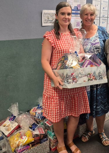 Delivering Christmas hampers 2025