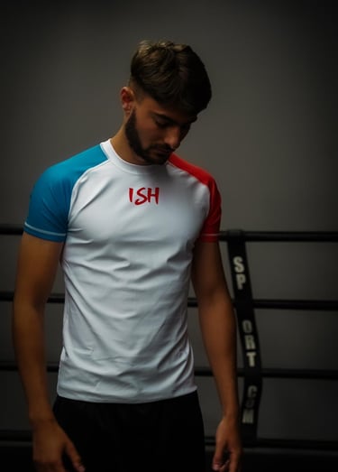 Personnalise ton rashguard pour MMA, jiu-jitsu, grappling, boxe sur Ish et montre ton style unique
