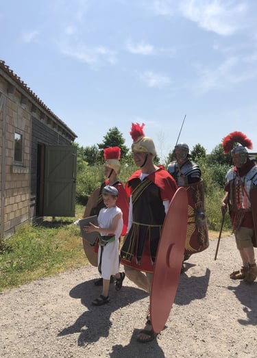 Romeinse reenactors tijdens de optocht door bodegraven