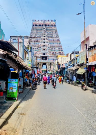 Bustling temple market inside the Rajagopuram of Sri Ranganathaswamy Temple, Srirangam – vibrant shops and local culture.