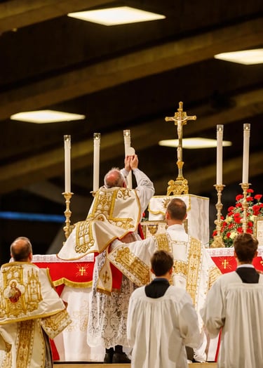 Messe Fraternité Sacerdotale Saint-Pie X à Lourdes