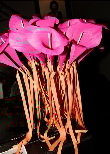 fleur en papier pour un évènement