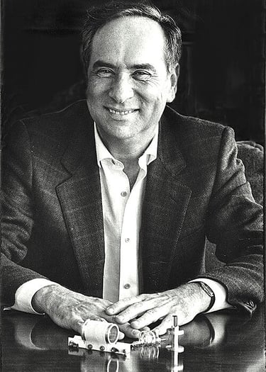 Theodore Maiman costruì il primo dispositivo basato sulla teoria dell'emissione stimolata di radiazi