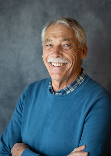 Photo of Dana Bratton