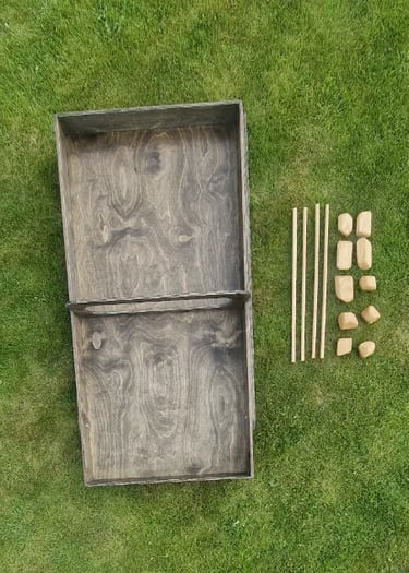 Samurajų lazdelės lauko žaidimas pagamintas Lietuvoje